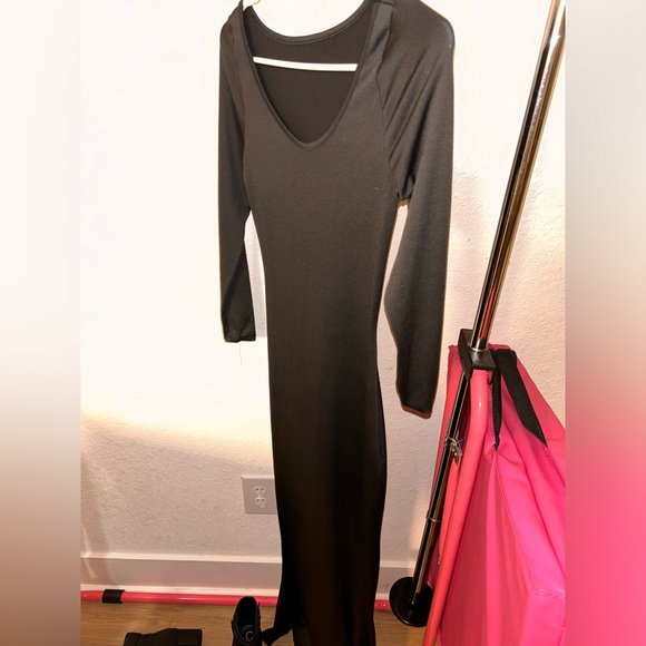Black long sleeve fitted maxi dress, size small|US4, - Picture 3 of 6